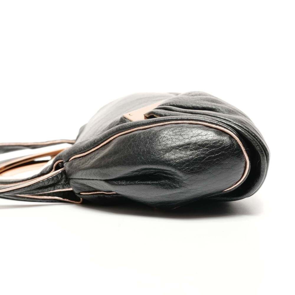 FENDI Black Leather Shoulder Bag - Picture 3 of 11